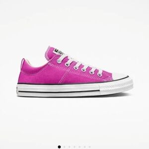 Converse Women Fuchsia Canvas Sneakers